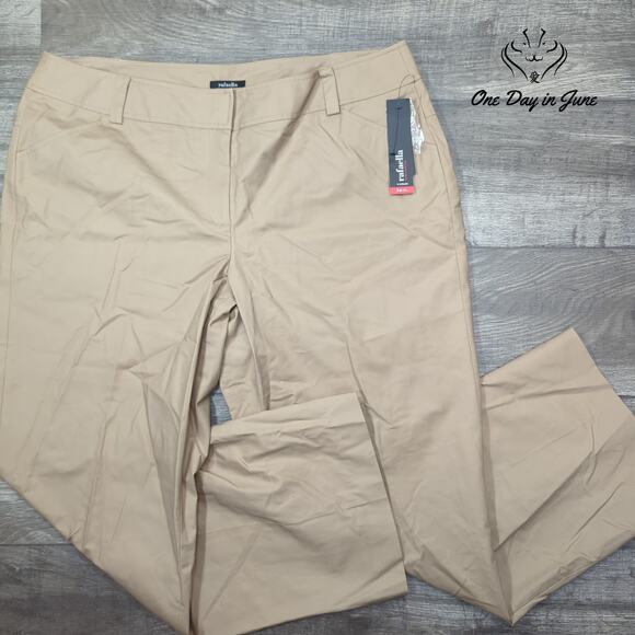 Rafaella Plus Size Flat Front Pants Size 18W - Picture 1 of 6